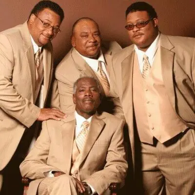 Gospel Singer Lee Williams of The Spiritual QC’s Has Passed. He Was 75