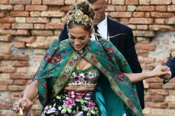 J.Lo, Ciara & Jennifer Hudson Slay The Dolce & Gabbana Fashion Show