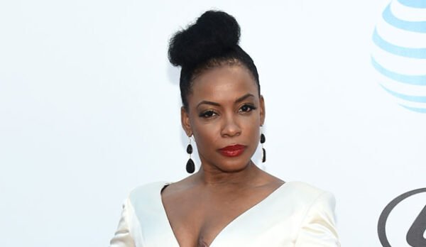 Actress Aunjanue Ellis Nominated For Golden Globe