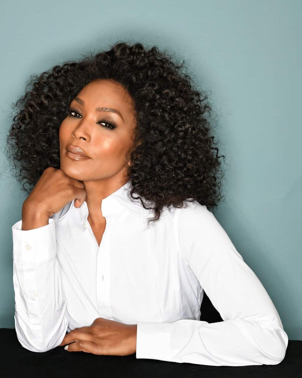 Angela Bassett Honored at 5th Annual Celebration of Black Cinema and Television